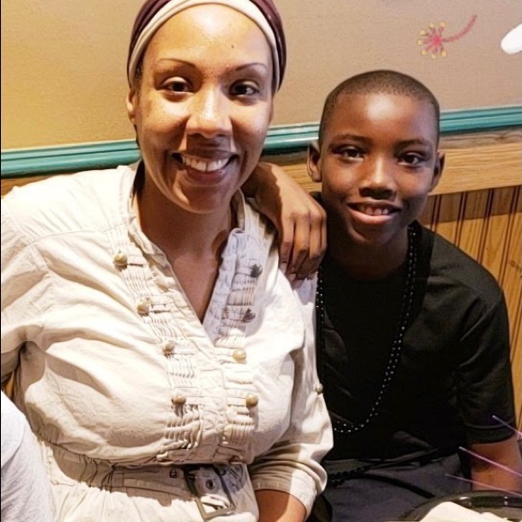 Meet your Posher, Jameelah - Picture 5 of 7